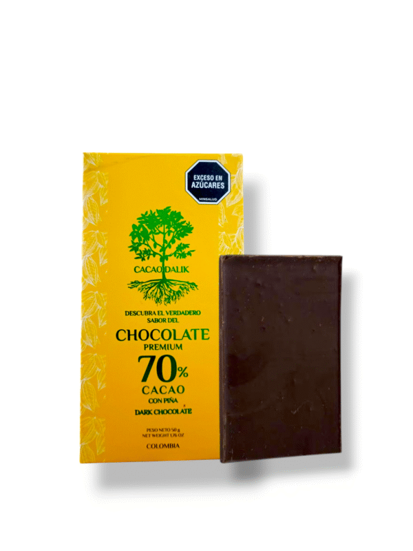 Chocolatina de piña con cacao orgánico al 70%, sin lácteos, sin soja, endulzada con panela 50gr